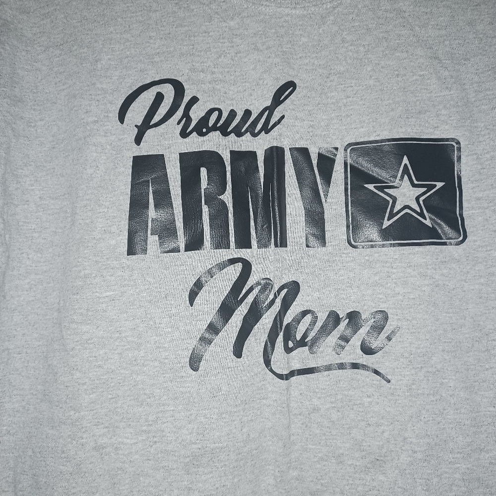 Large Army Mom shirt